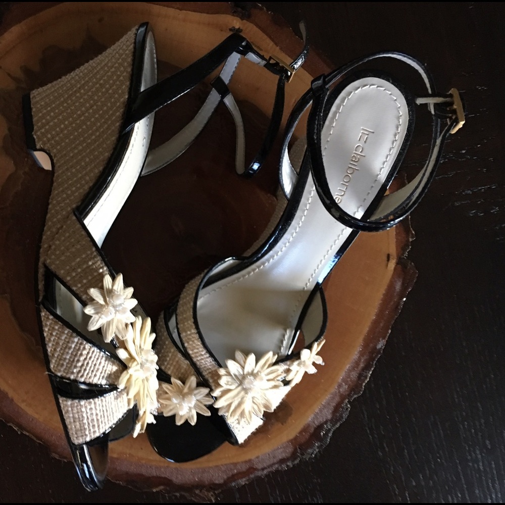 Liz Claiborne Wedge Sandle